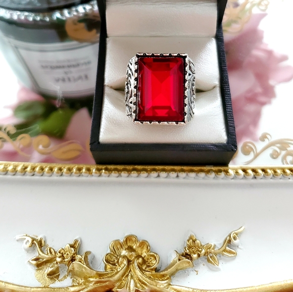 💎Gorgeous ruby gemstone ring - Picture 2 of 5